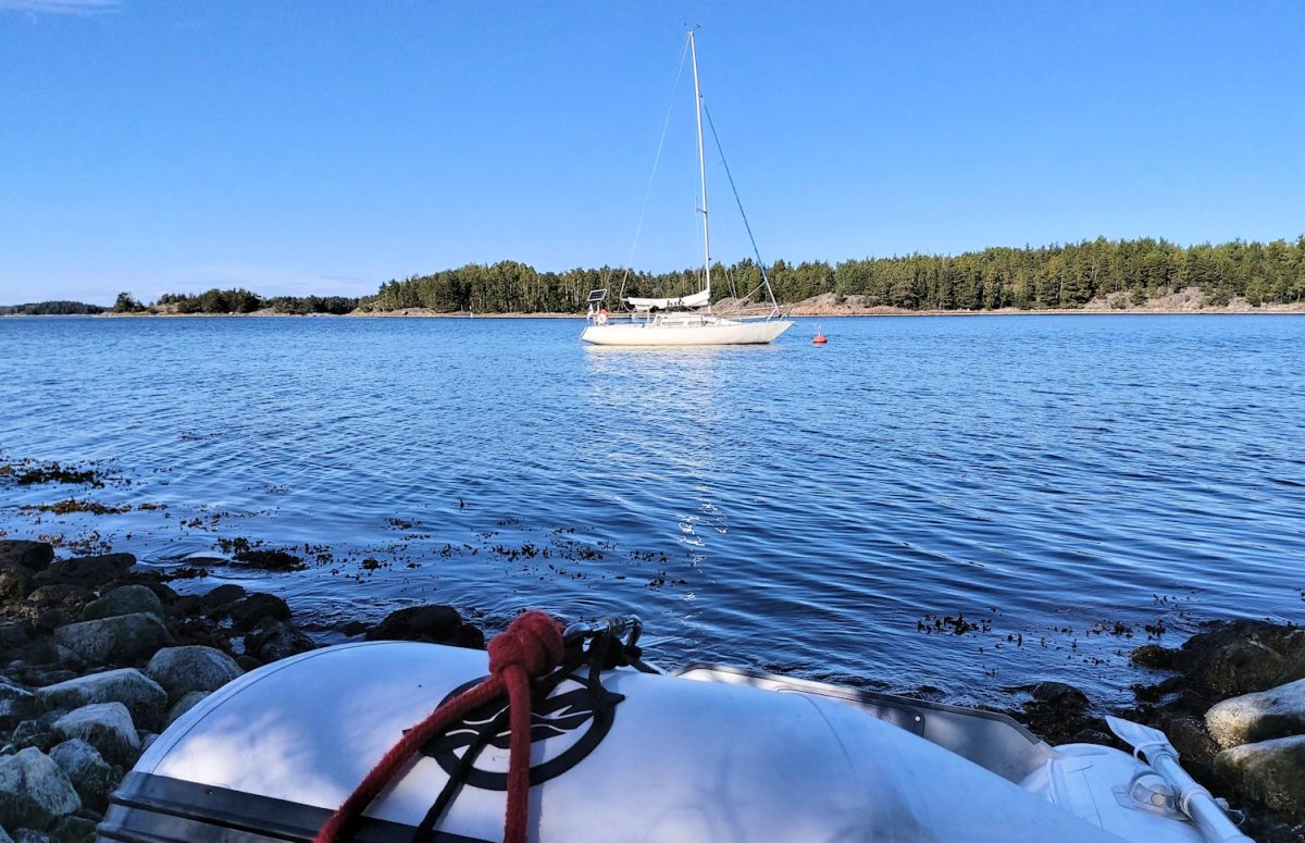 Hehkuvia värejä ja kuulaita päiviä