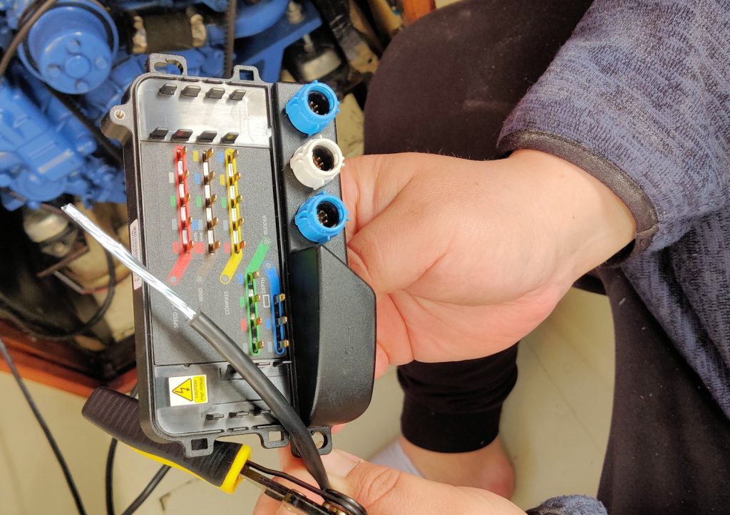 tuulimittarin asennus: anturimuunnin